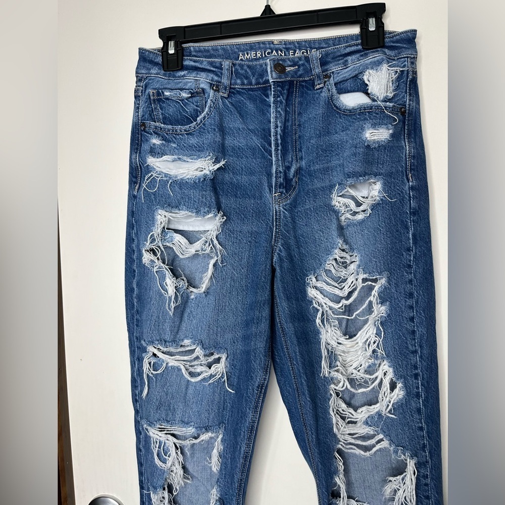 American Eagle Outfitters Blue Boyfriend Jeans Raw Hem - Picture 4 of 6